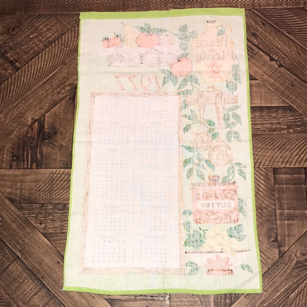 1977 Linen Calendar Towel - Picture 2 of 3